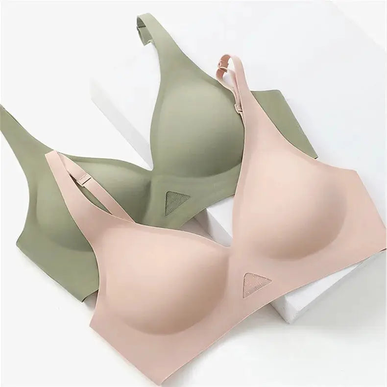 Simples Market wire-free seamless bralette pair in nude pink and sage green