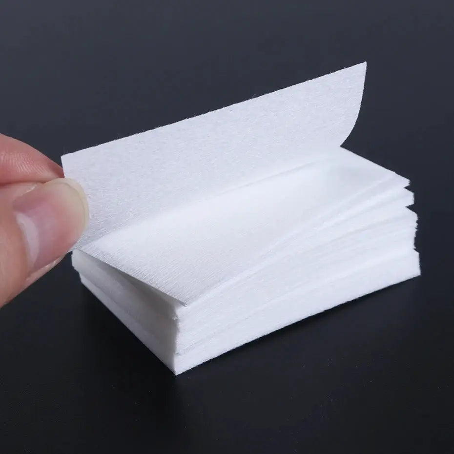 Lint-free nail polish remover wipes, 450pcs stack of cotton manicure cleansing pads
