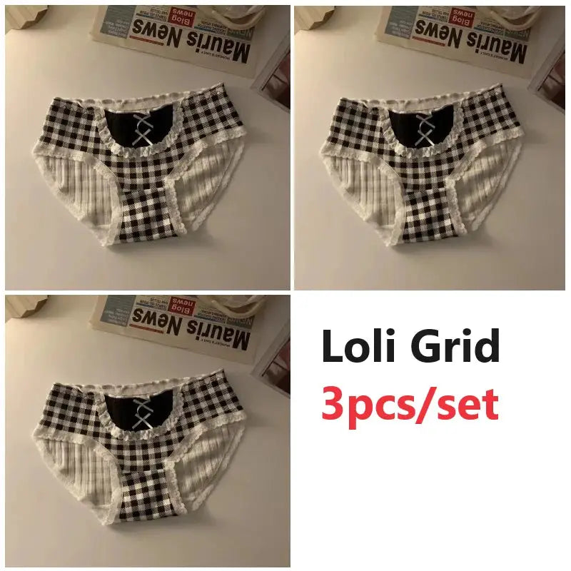 3-piece cotton seamless panties set, black-and-white gingham with white lace trim, mid-rise briefs