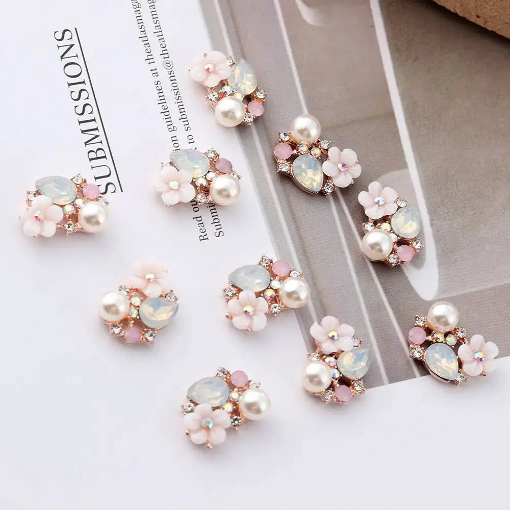 Ten Piece Exquisite Garment Buckle Flower Rhinestone Pearl Buttons for DIY Craft Sewing Accessories Apparel Decoration