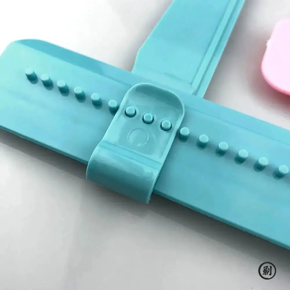 One Piece Cake Scraper Smoother Fondant Spatula For Smooth Buttercream And Fondant Finishes