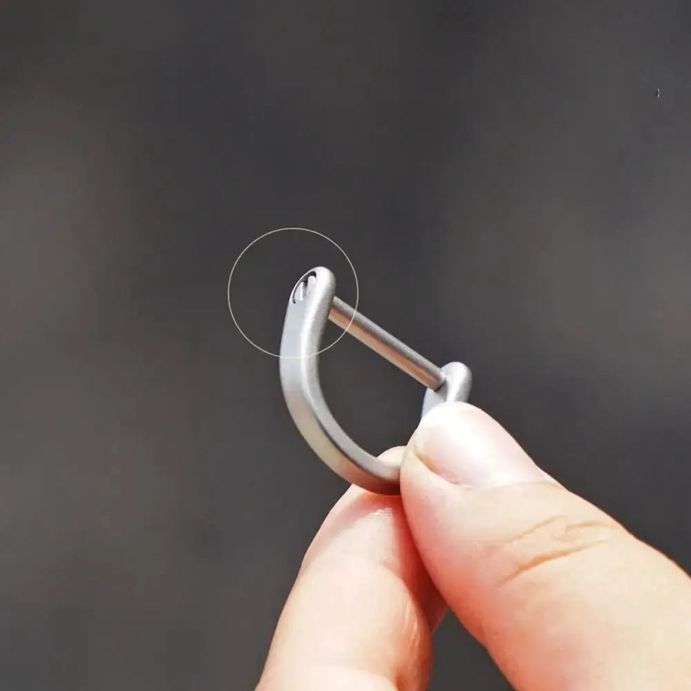 Titanium alloy carabiner buckle ring with pin for keys