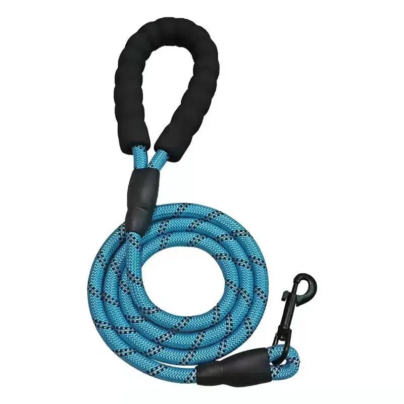 Strong Durable Reflective Nylon Dog Leash For Small Medium And Large Dogs Heavy Duty Tow Safe Walk