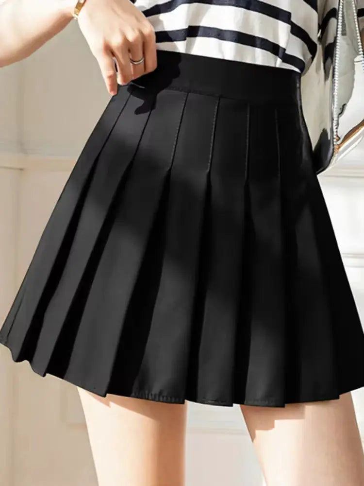 NovaModa White Pleated Mini Skirt For Women High Waist Zip Closure Summer Dancewear Casual Style