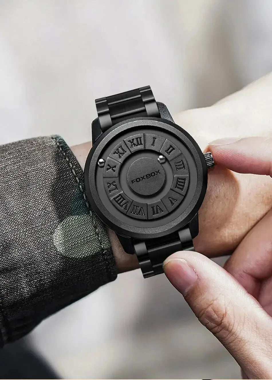 FOXBOX watch; black stainless steel bracelet, round dial with Roman numerals