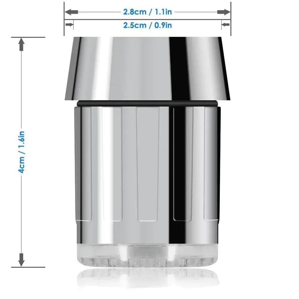 Simples Market LED faucet head with glow, chrome finish, water-saving aerator, 3-color-changing LED.