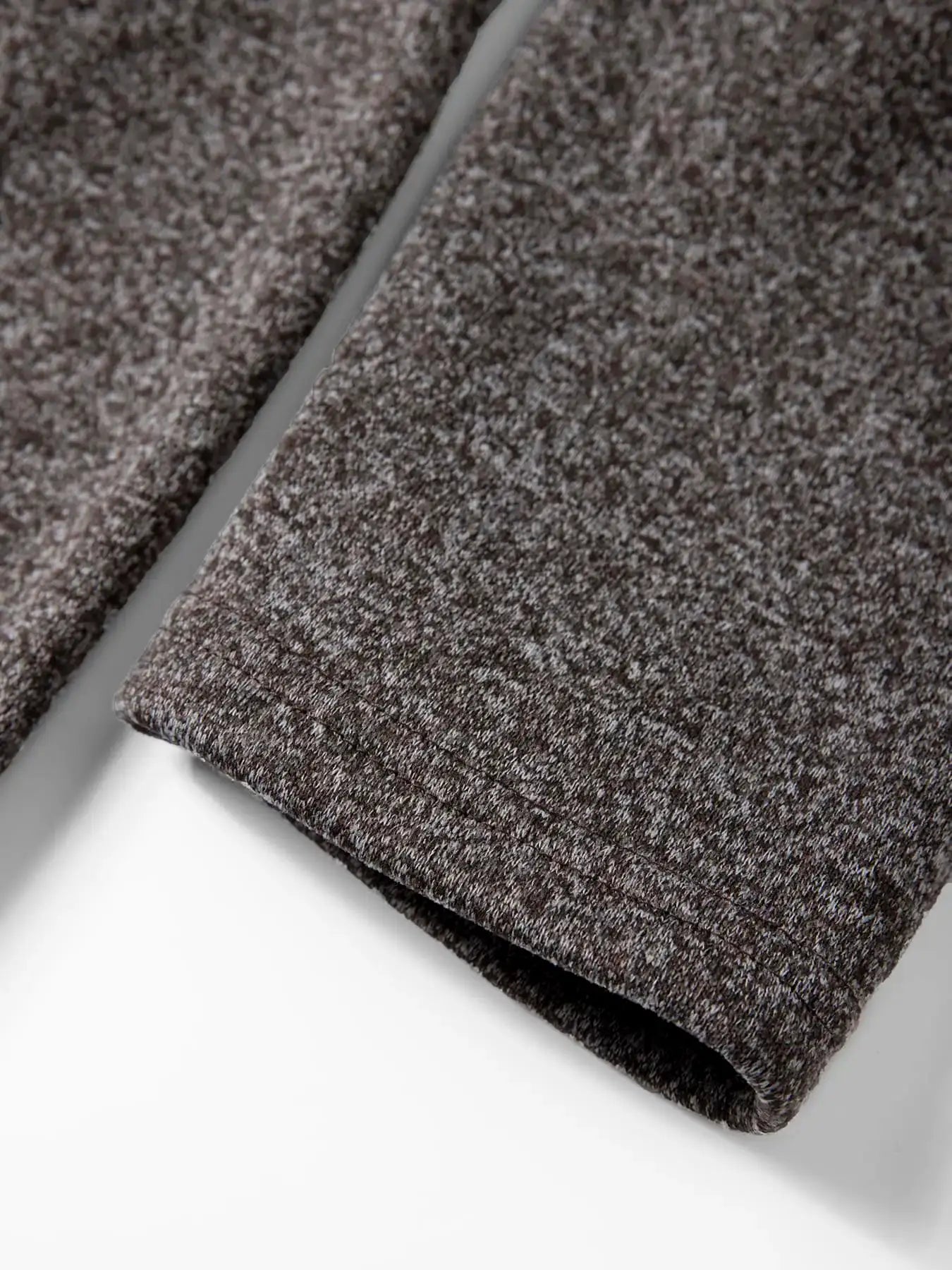 Simples Market men's knitted cardigan sleeve in heather gray knit fabric
