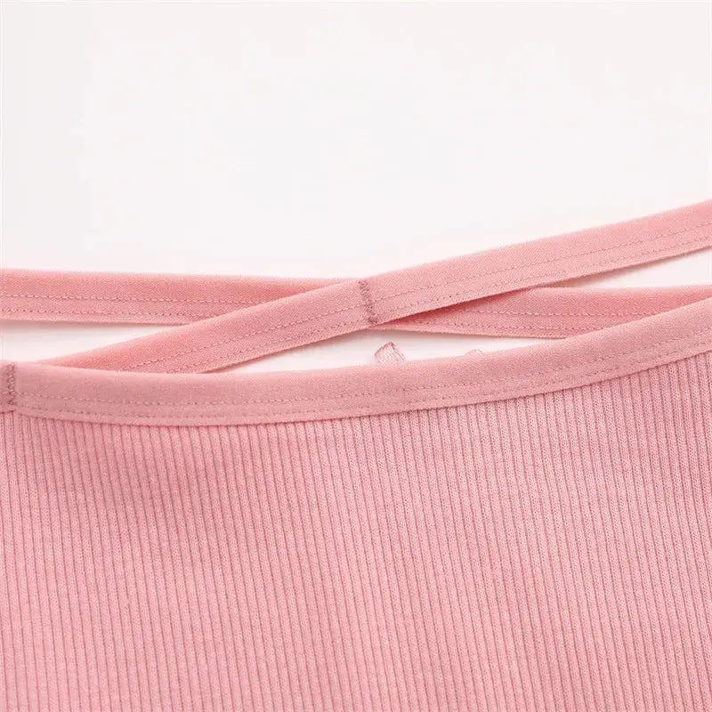 Women's pink cotton briefs with ribbed fabric and slim waistband