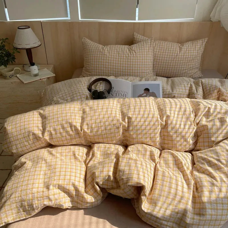 Duvet cover set with pillowcases by Simples Market, 100% cotton striped yellow gingham bedding