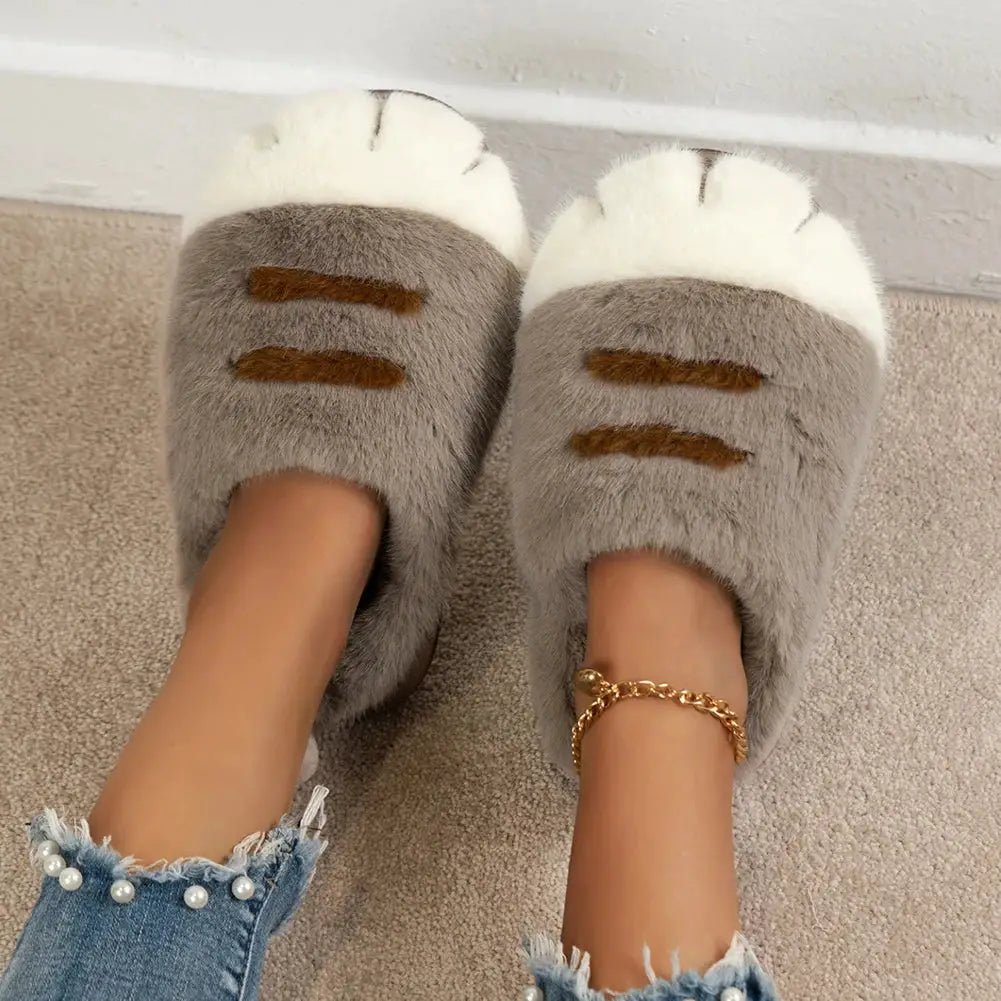 3D cat-paw plush slippers, grey with white faux fur trim, pair by Simples Market