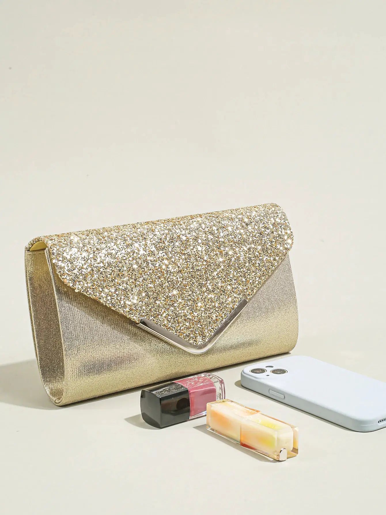 Women evening envelope clutch purse by Simples Market with gold sequin finish and chain strap