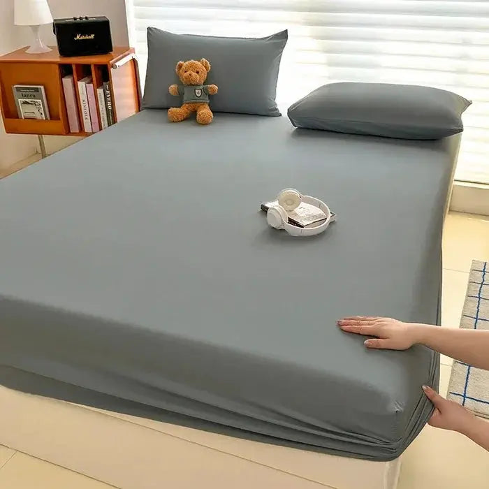 Washed grey fitted sheet with elastic bands; non-slip mattress cover for multiple bed sizes (90x200–180x200)
