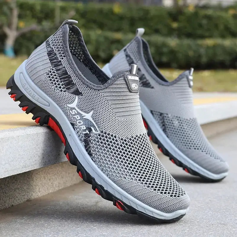 Men's gray mesh sport sneakers by Simples Market, breathable lightweight knit upper