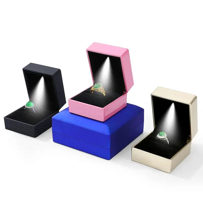 Creative Led Lighting Jewelry Set Ring Pendant Necklace And Bracelet With Light Up Jewelry Box Packaging