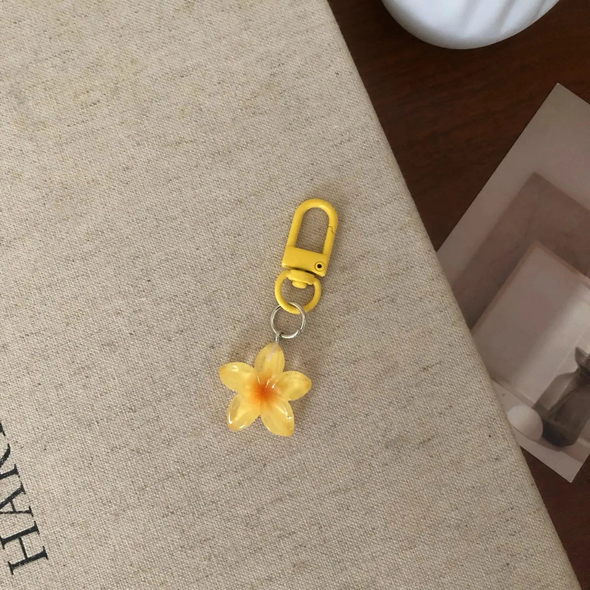 Colorful Jelly Flower Keychain Resin Pendant For Bags Keys DIY Cute Keychains For Students