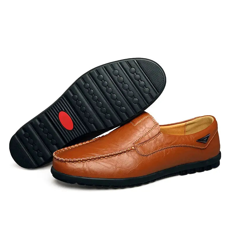 Genuine leather men’s loafers, brown slip-on driving moccasins with black outsole