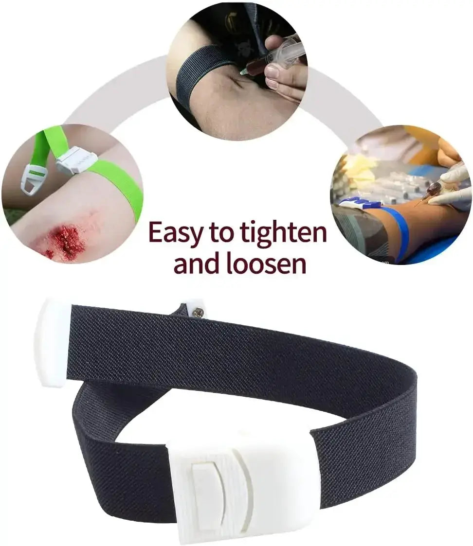 Emergency lock tourniquet by Simples Market; black fabric strap with white revolving‑door buckle for first aid.