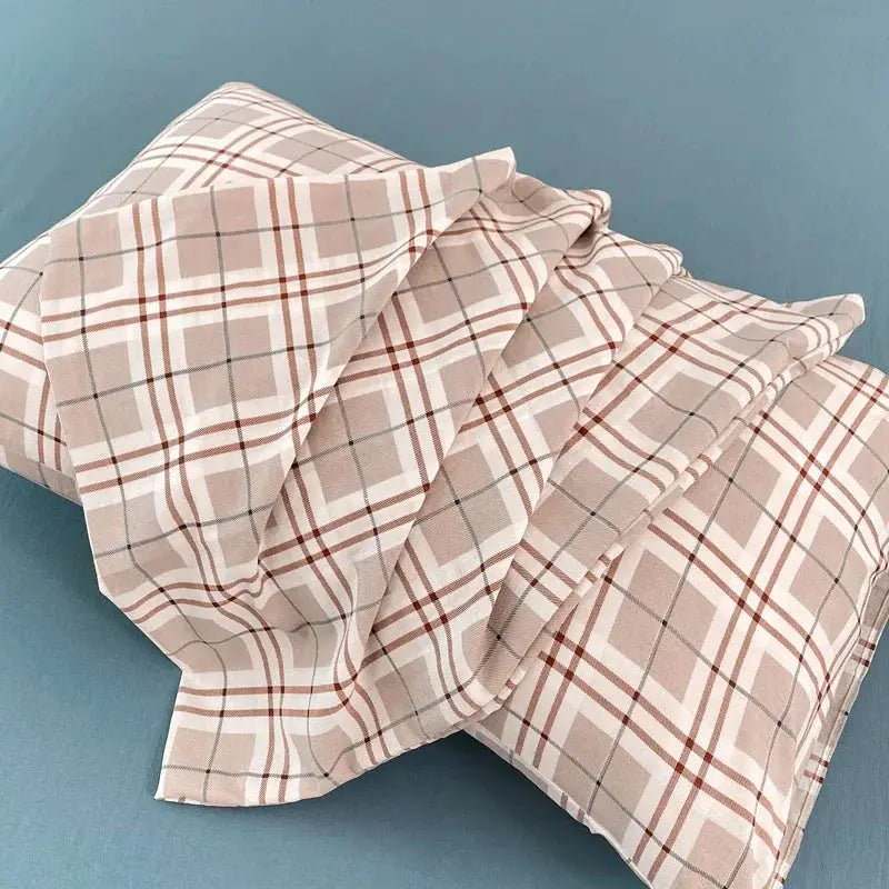 Simples Market 2-pack plaid beige pillowcases, soft pillow covers; inserts not included