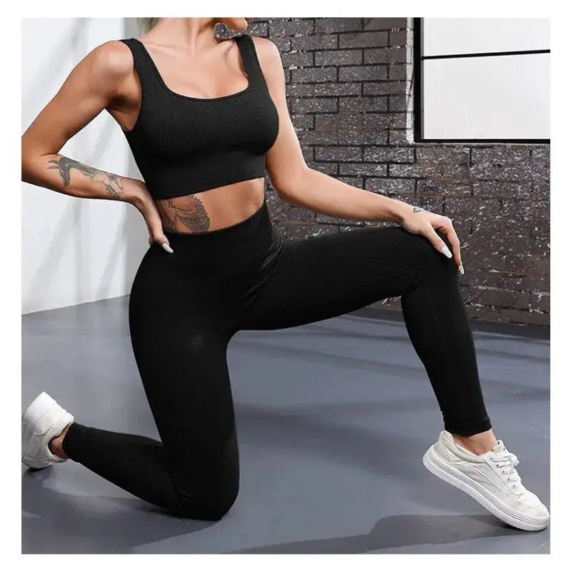 Thread Solid Leggings for women; black seamless knit, high-waist yoga pants for workouts