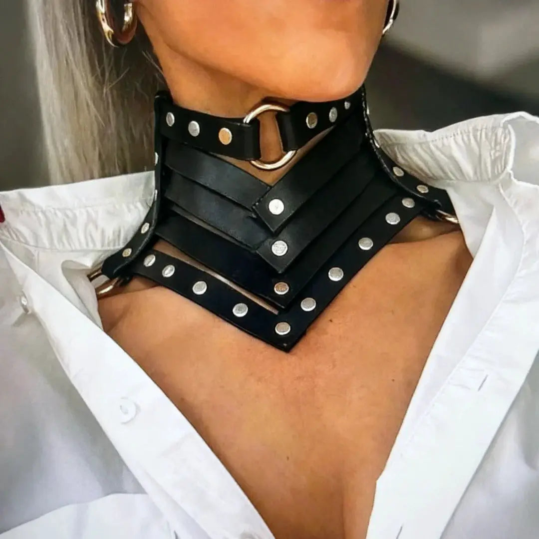 NoirVibe Gothic Leather Choker Necklace With Riveted Straps And Buckle Closure Harajuku Punk Style For Women