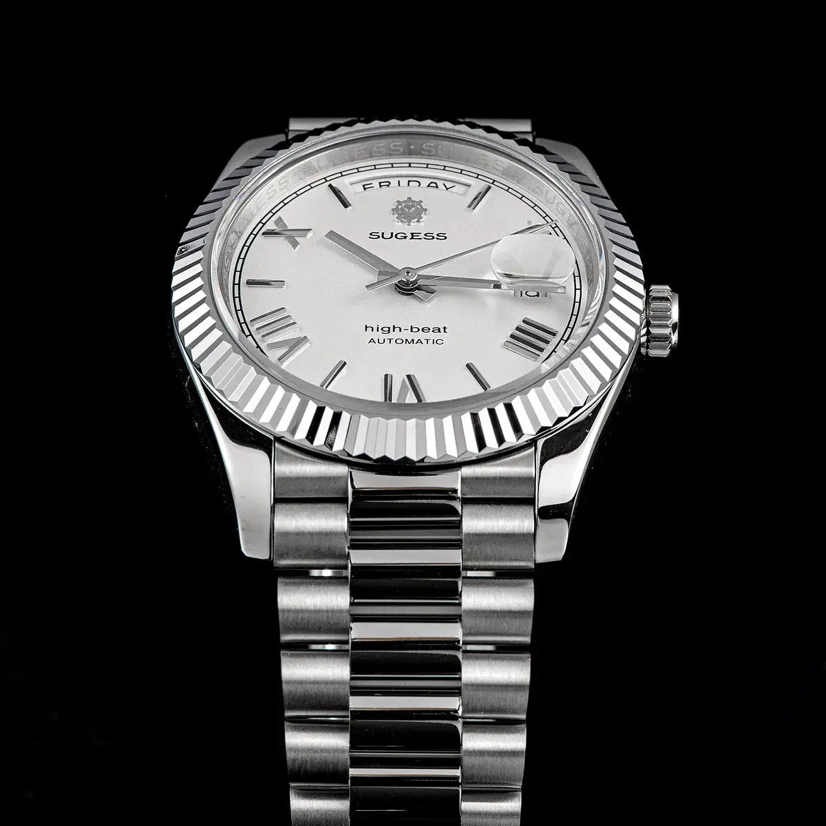 Sugess men's 40mm watch in silver stainless steel with day/date window and fluted bezel.