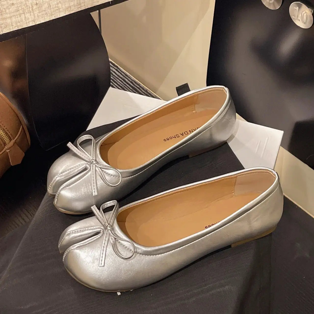 NovaStride Bowknot Flat Tabi Ninja Shoes Women Breathable Split Toe Summer Slip On Comfort