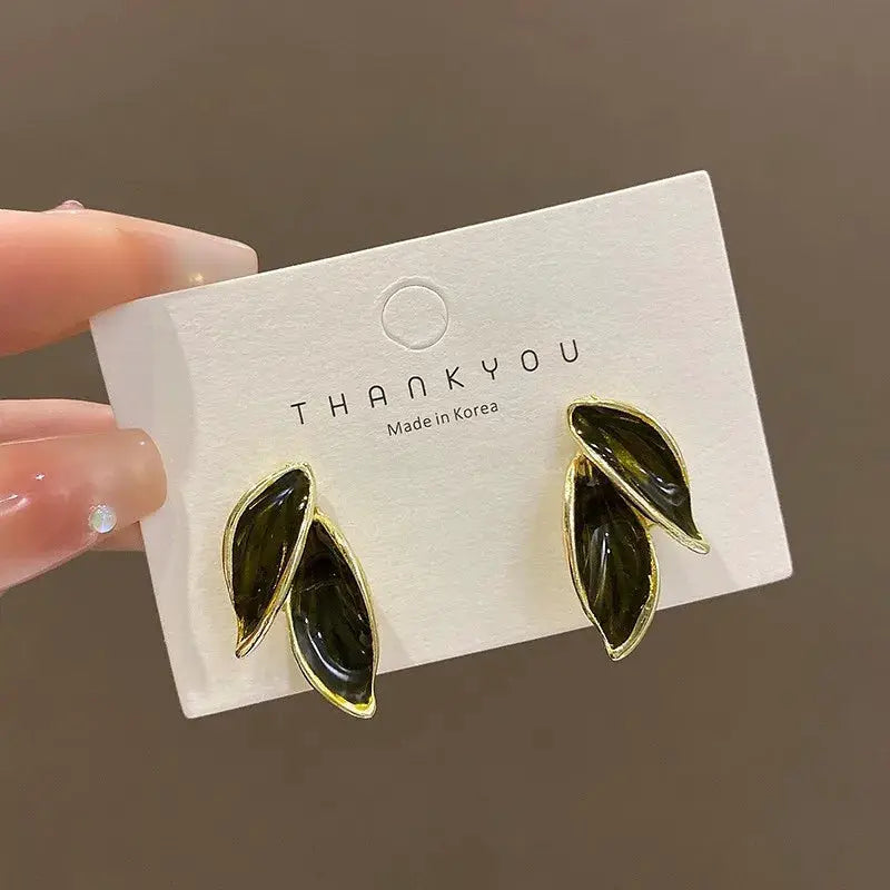 LATS New Korean Arrival Metal Trendy Grey Leaf Stud Earrings For Women Fresh Sweet Fashion Jewelry Gifts 2024