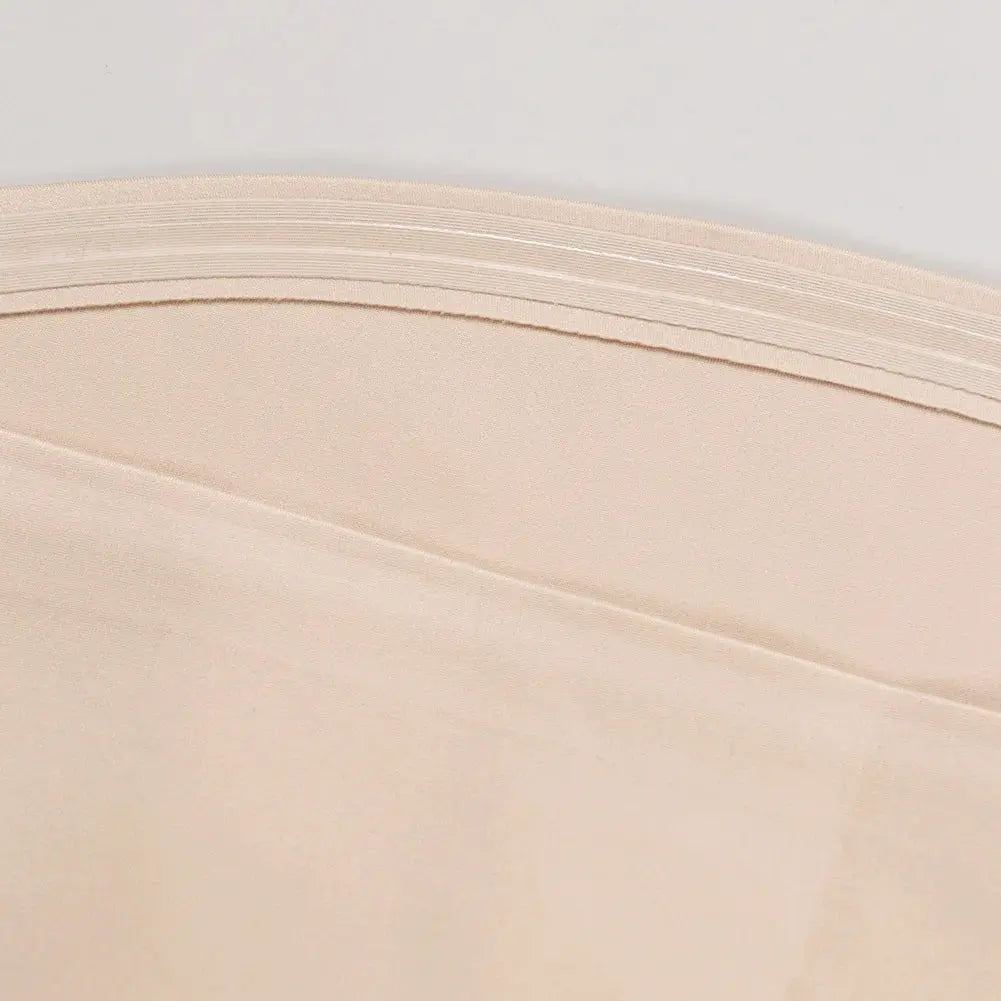 Seamless strapless tube top bra in nude with silicone non-slip grip Simples Market