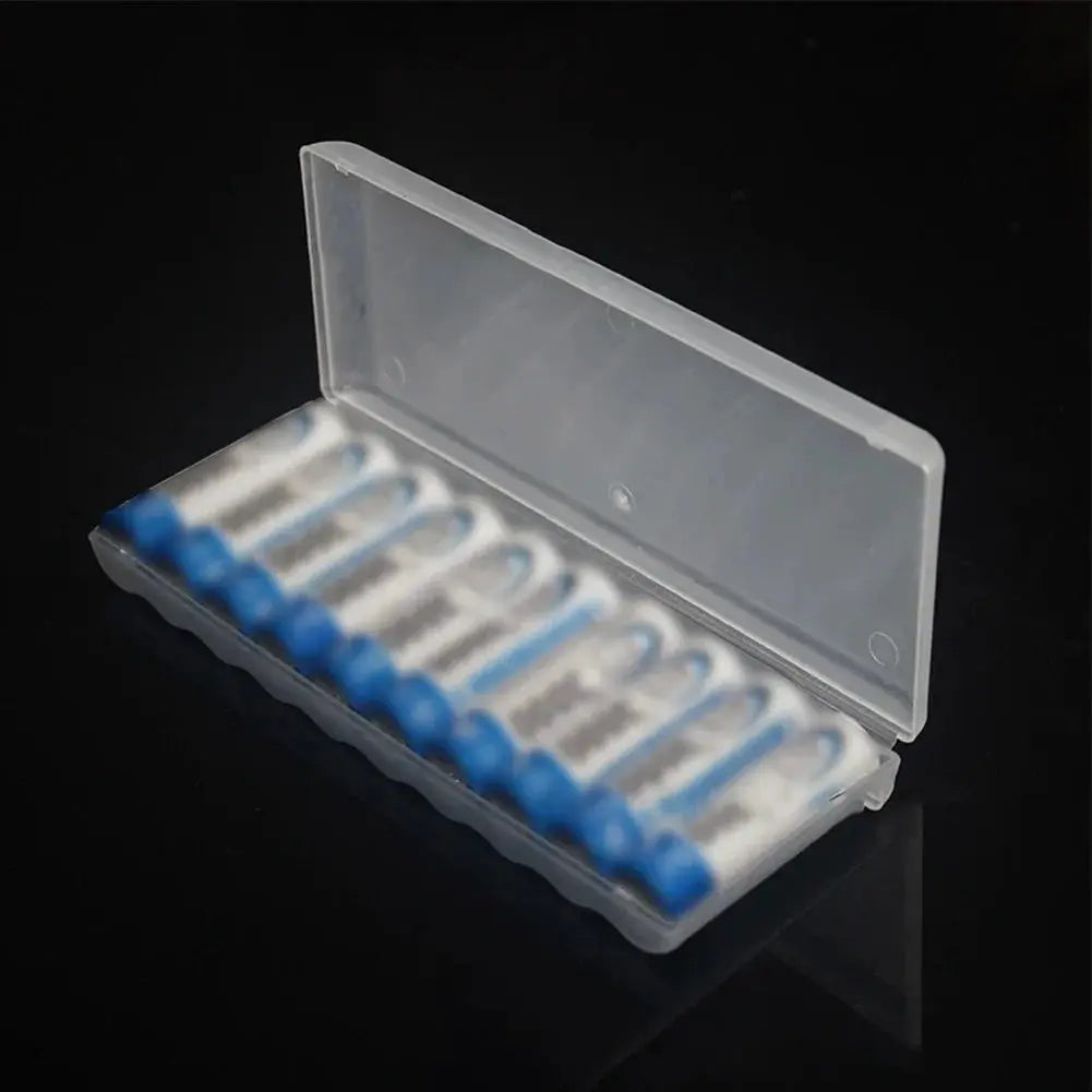 10-slot transparent white plastic battery storage box by Simples Market for AA/AAA batteries.