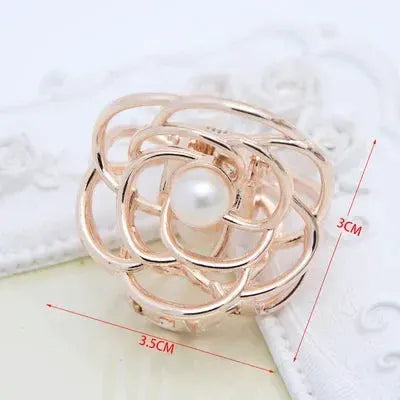 LuxeHair Geometric Metal Hair Claw Clip For Women And Girls Elegant Minimal Design For Secure Hold