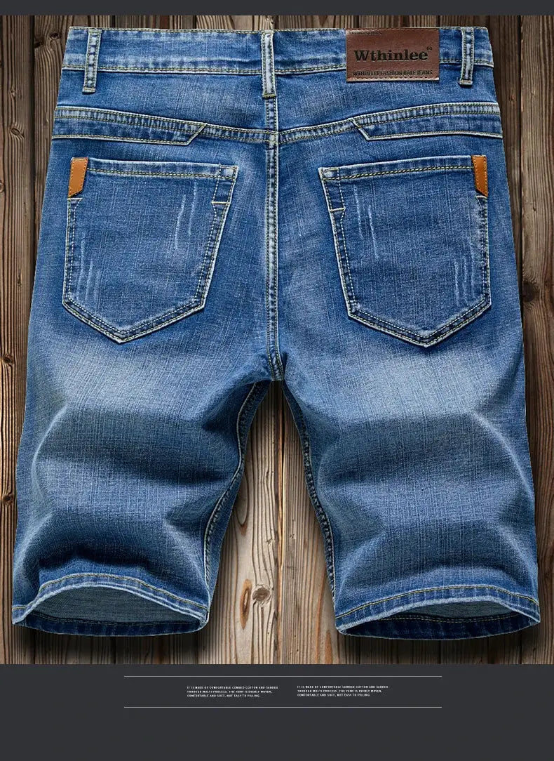 Men's blue denim shorts with slim fit, back pockets and Simples Market patch.