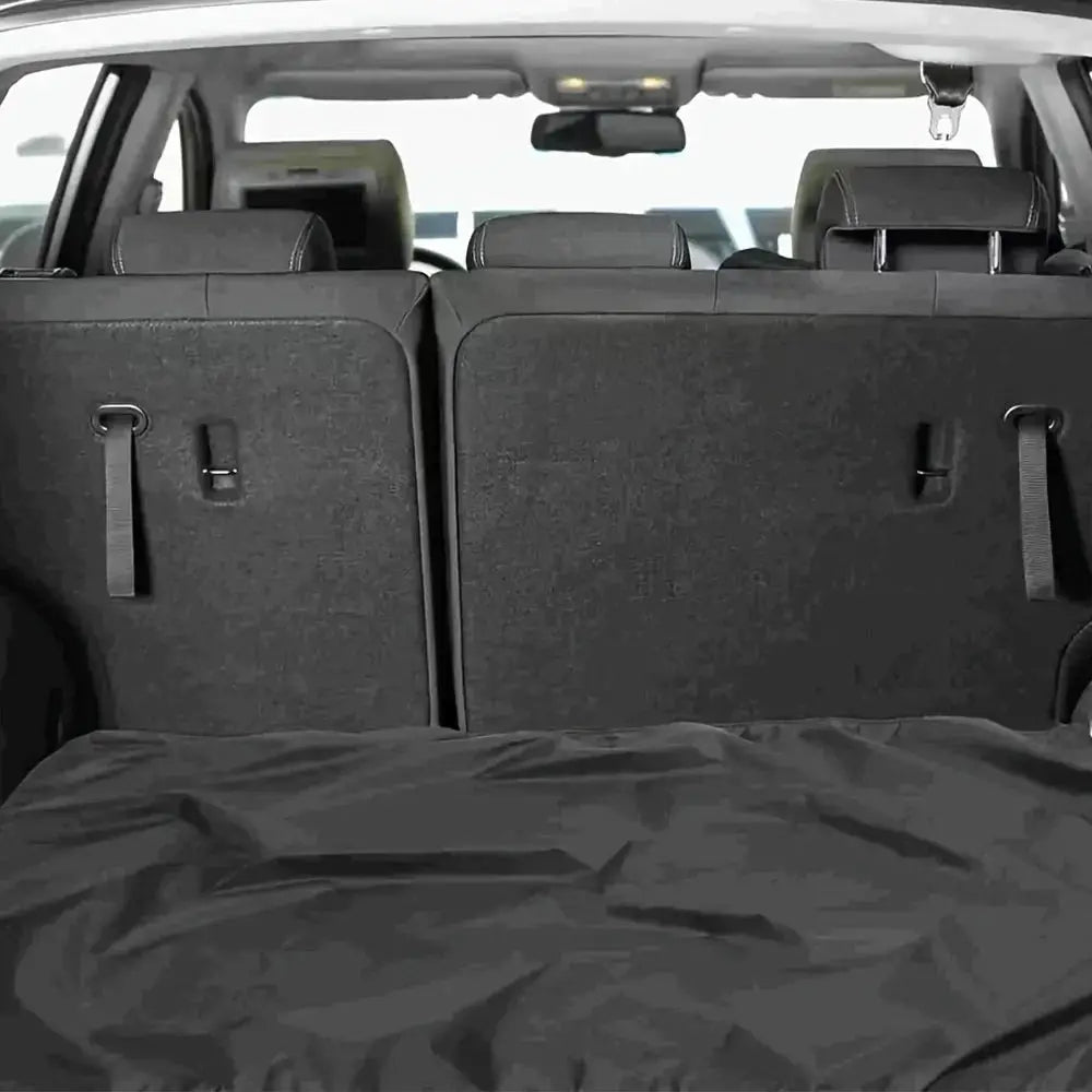 Universal waterproof cargo mat by Simples Market for car/SUV, black polyester trunk liner