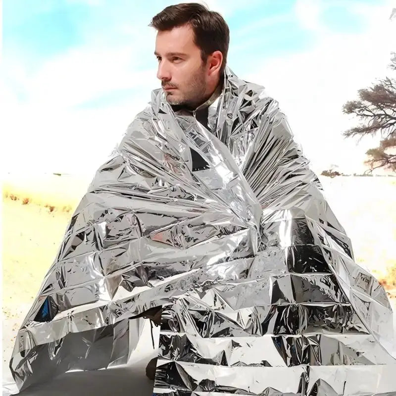 4 Piece Emergency Blankets Set For Outdoor Survival First Aid Military Rescue Kit Windproof Waterproof Foil Camping