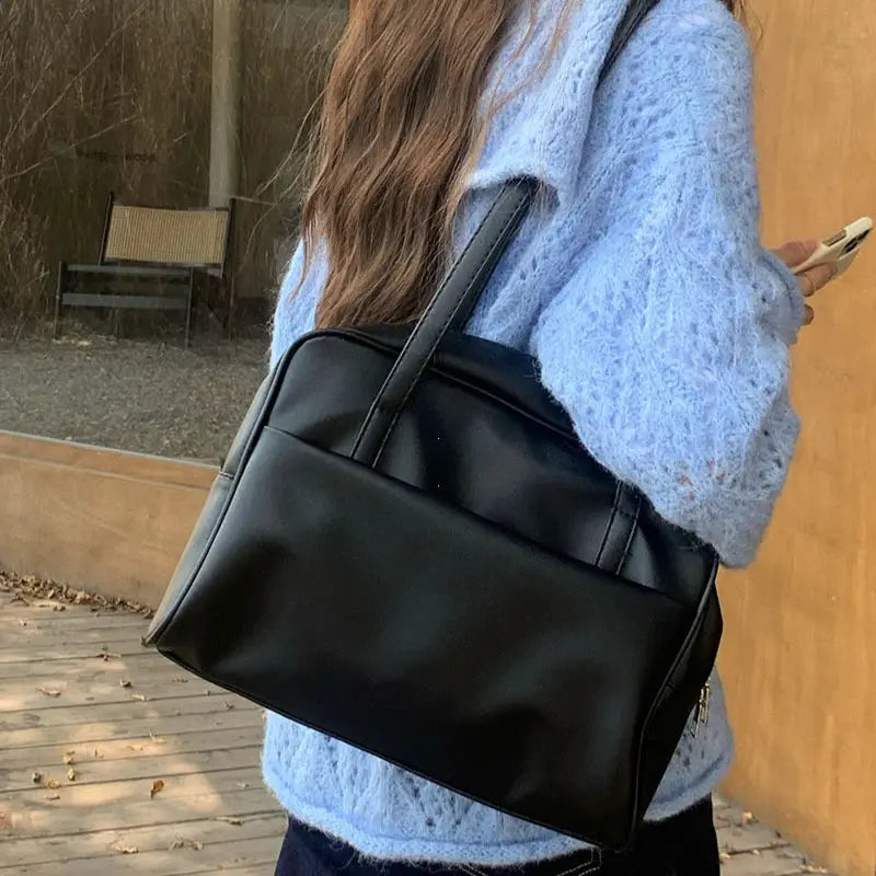 Korean-style black faux-leather single-shoulder tote bag for women, large-capacity