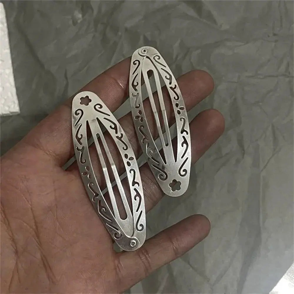 GlamEdge Y2K Style Metal Hair Clips Set 4 Durable Alloy For Everyday Edge Styling