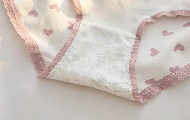 Simples Market 5Pcs cotton panties for women, white with pink heart print and pink trim