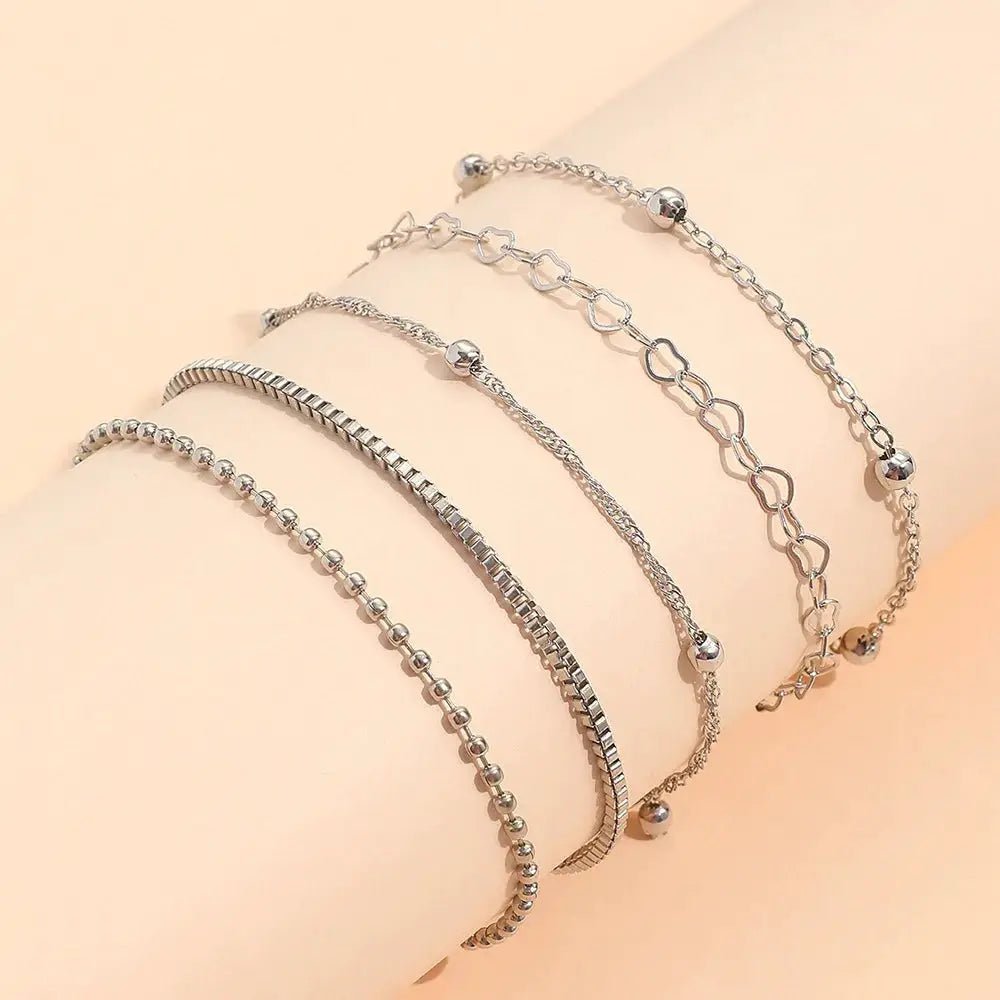 Five Piece Set Exquisite Gold And Silver Tone Thin Heart Chain Bracelets For Women Daily Wear Jewelry Accessories - Simples Market