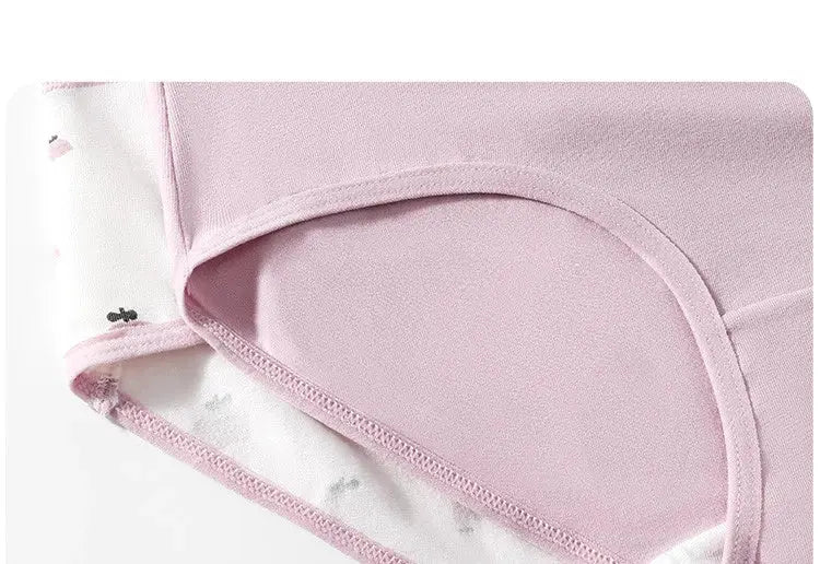 Cotton women's panties, pink breathable high-rise briefs with white printed lining
