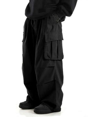 Plus Size Men's Workwear Cargo Trousers with wide legs and large pockets in black