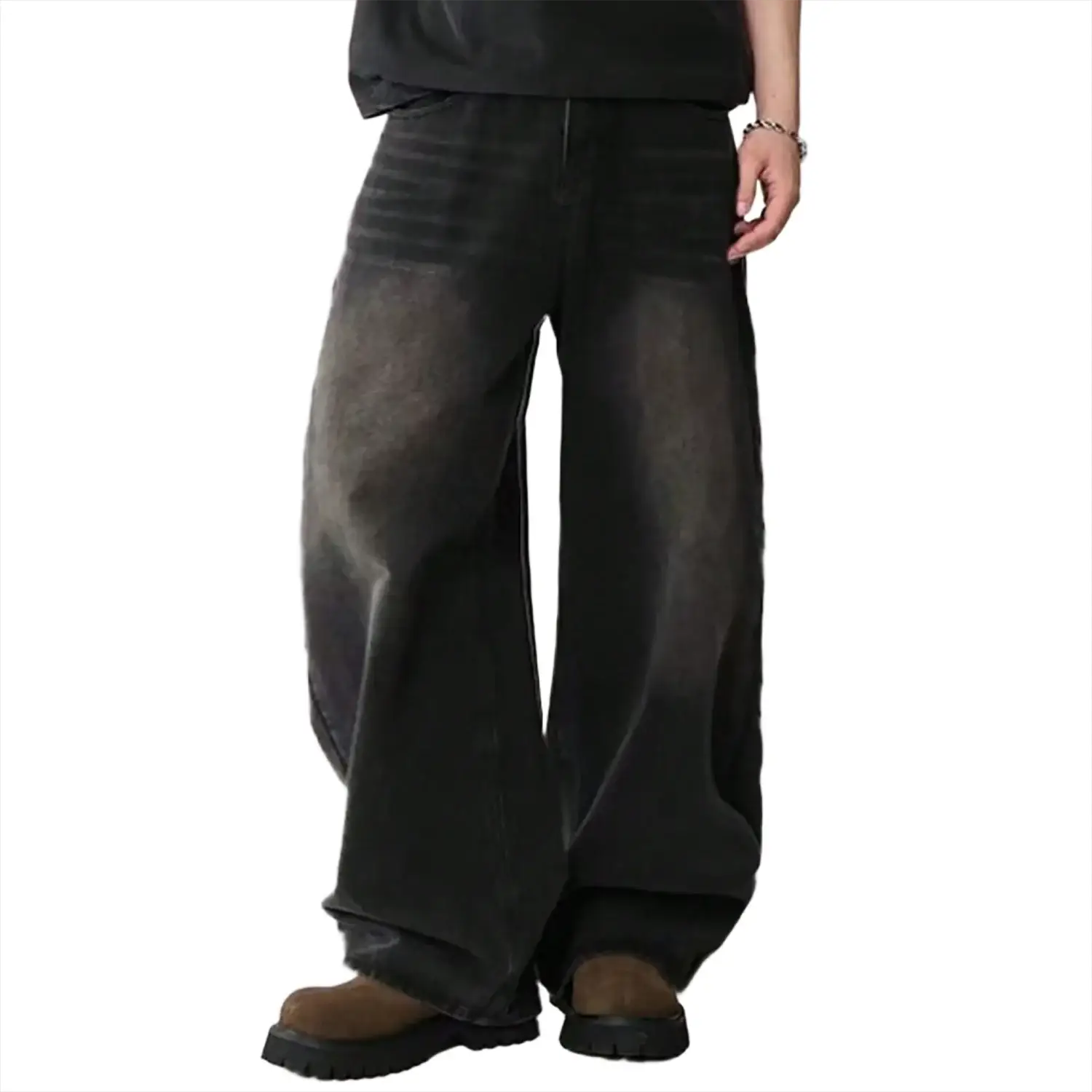 Men's baggy jeans with a loose wide-leg fit in black wash with subtle fading, casual streetwear