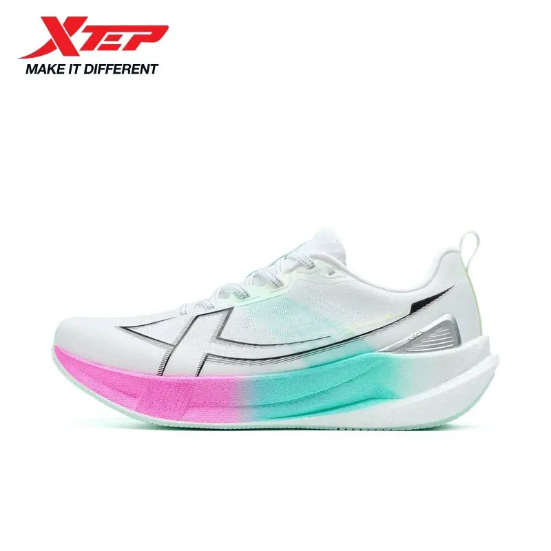 Xtep 2000km 5.0 men's sneakers with white upper and pink-to-teal gradient midsole