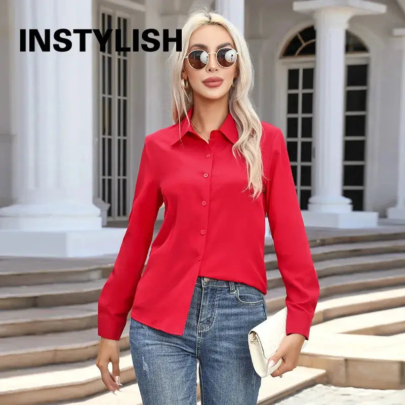 Women's red chiffon button-down blouse with long sleeves and turn-down collar by Simples Market.