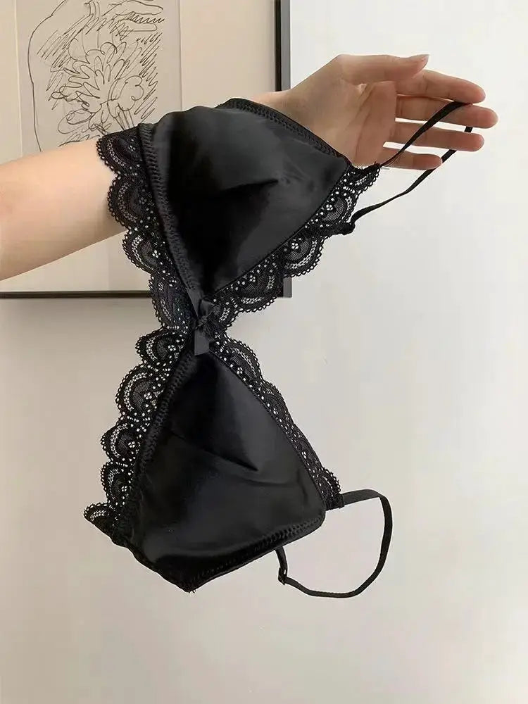 Black satin SP&CITY triangle-cup lace bra with bow and scalloped lace trim