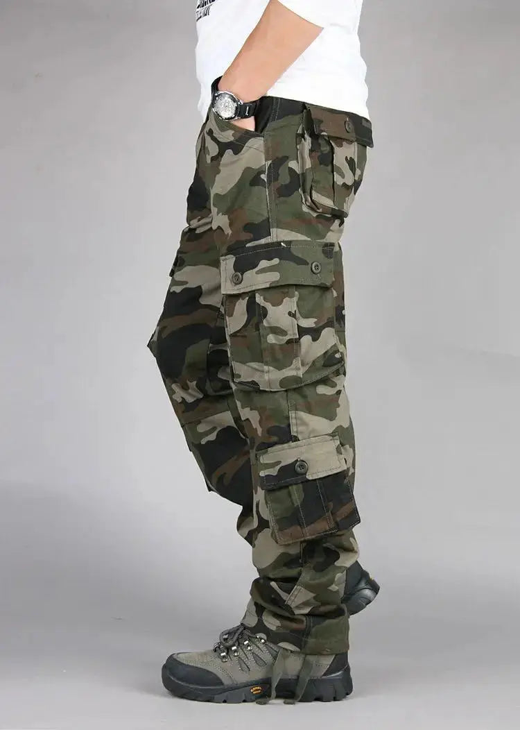 Men's tactical camouflage cargo pants by Simples Market; cotton, multi-pocket cargo design