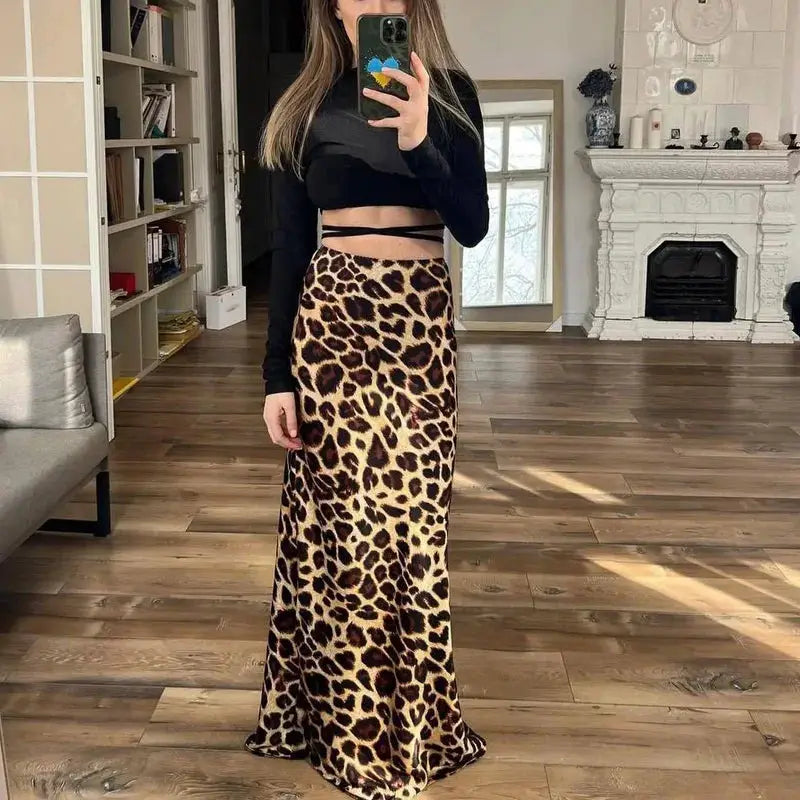 HXAO Leopard Print Satin Midi Skirt For Women High Waist Flattering Vintage Style