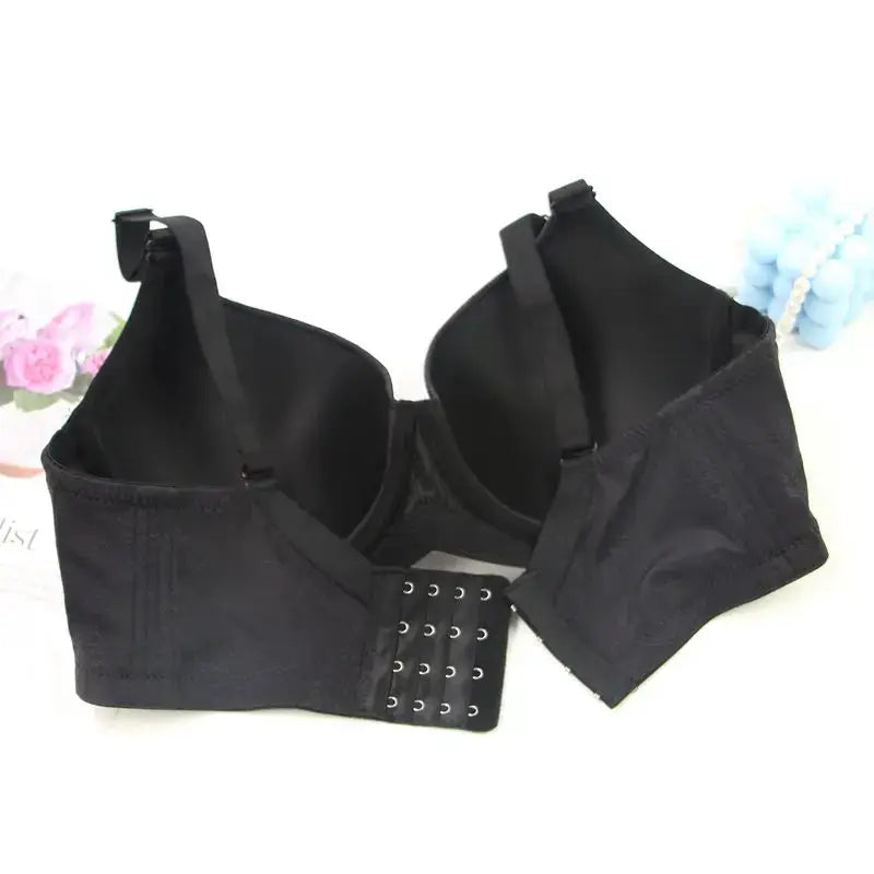 DaiNaFang black push-up bra with adjustable straps and a multi-row back hook closure for secure fit and support