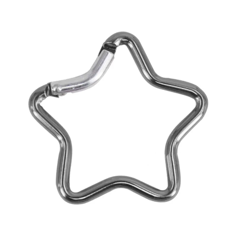 Star-shaped aluminum carabiner clip by Simples Market with spring lock for camping