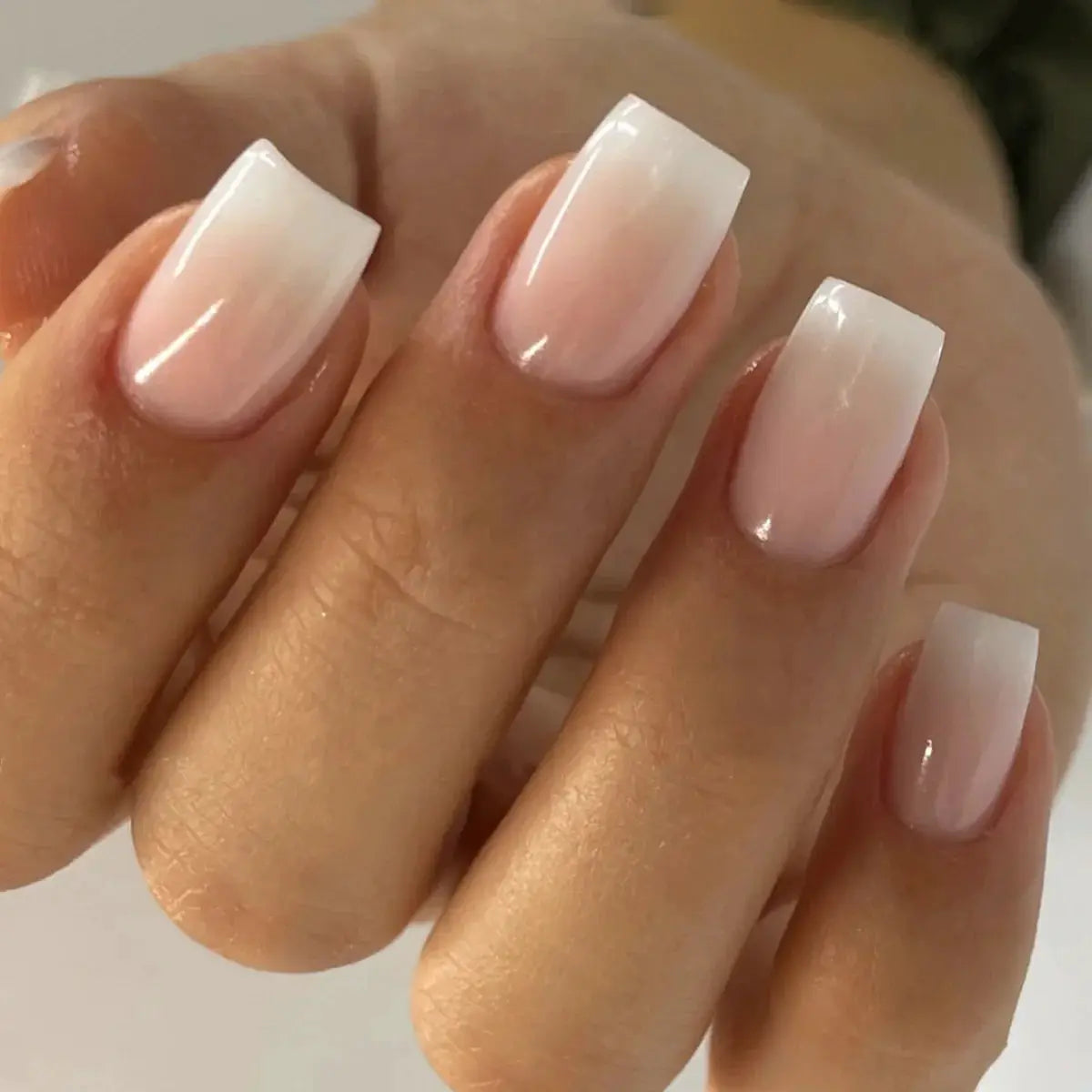 SpringGlow 24Pcs Oval Short Pink Ombre Press On Nails Removable Reusable Nail Art For Sweet Sassy Cool Women
