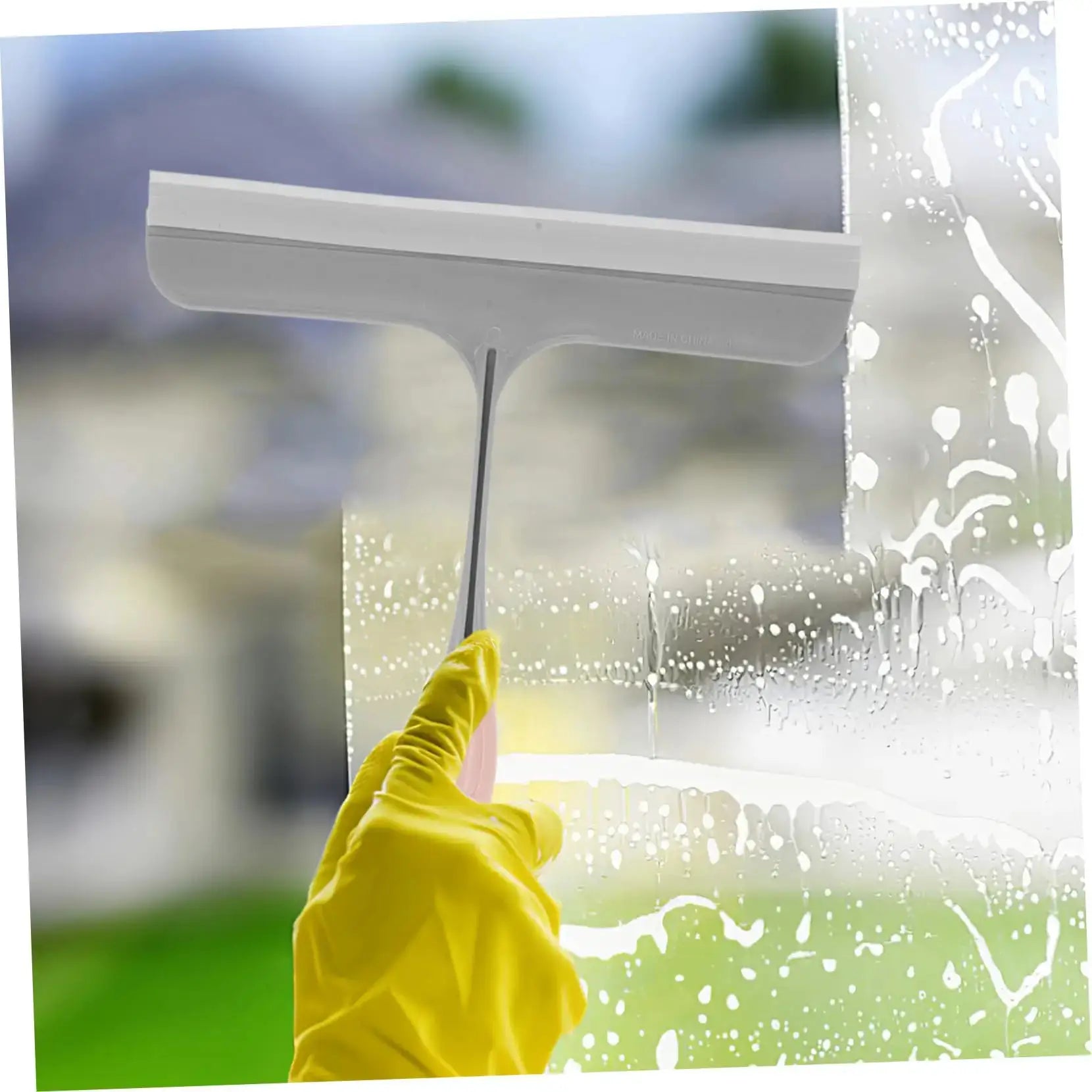 Silicone Scraper Wiper by Simples Market; durable gray blade for windows, glass doors and multi-surface cleaning.
