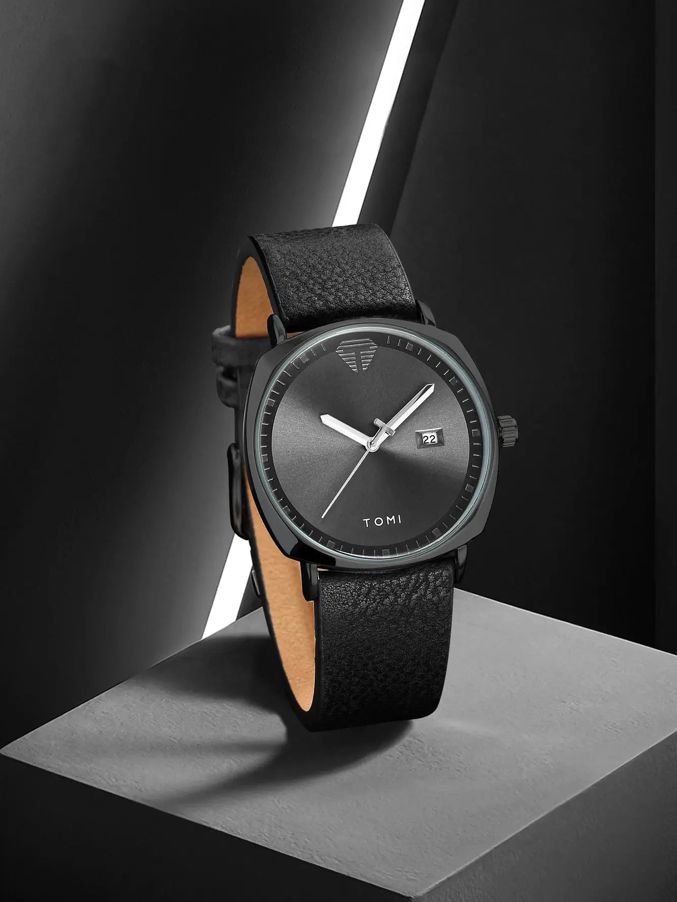TOMI men's watch with black leather strap, gray dial, calendar date window